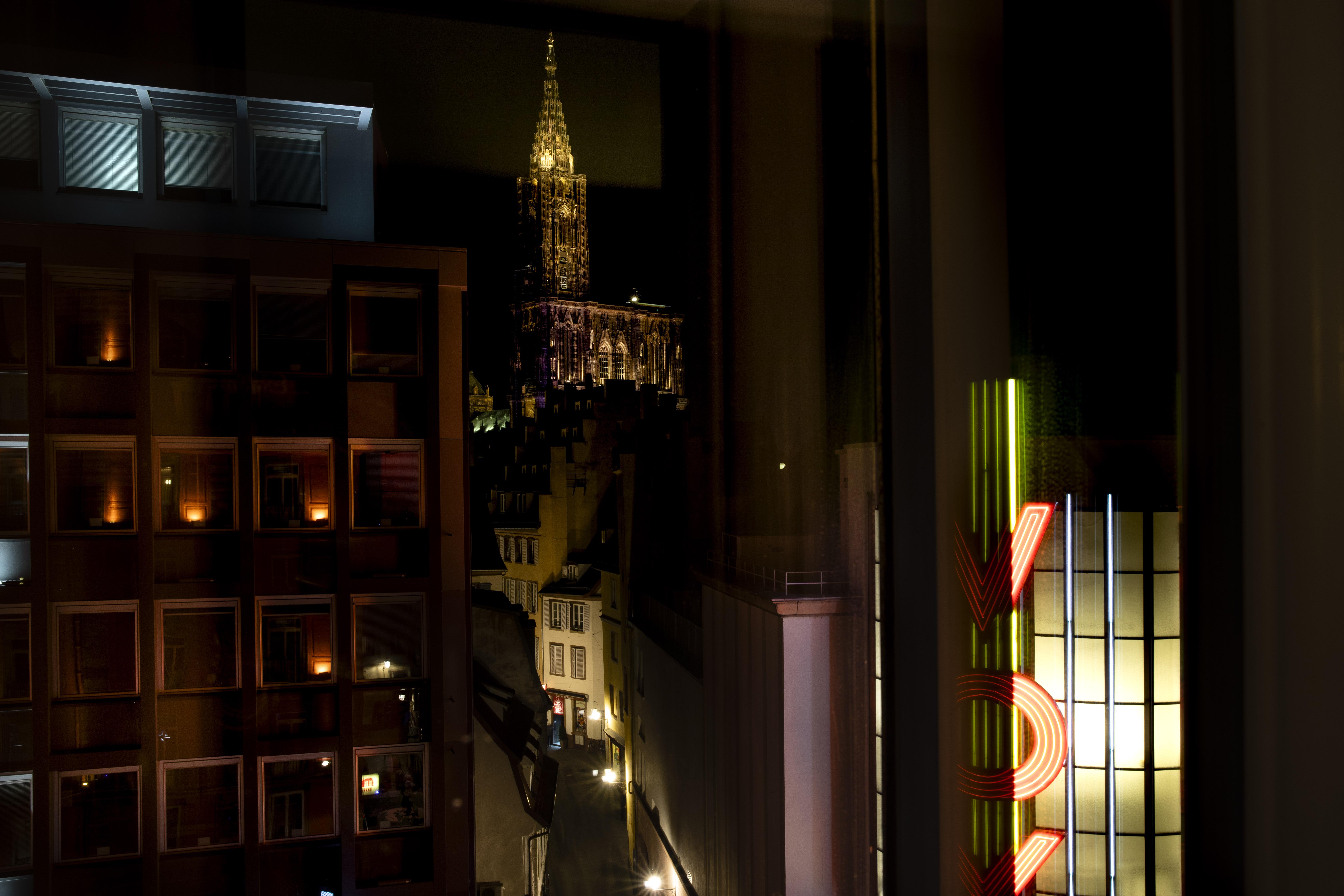 แมซง รูฌ สตราสบูร์ก โฮเทล แอนด์ สปา ออโตกราฟ คอลเลคชั่น Hotel ภายนอก รูปภาพ